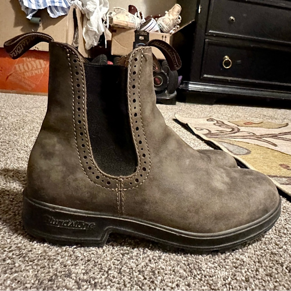 Blundstone Women’s Hightop Boots size 5.5, US 8.